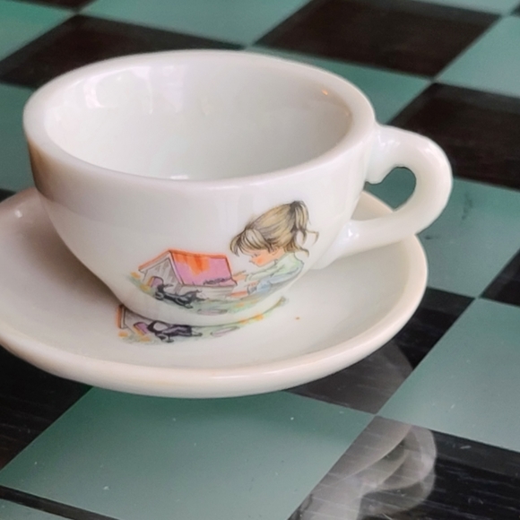 Mini tea cup & saucer Made In Japan - Picture 10 of 10
